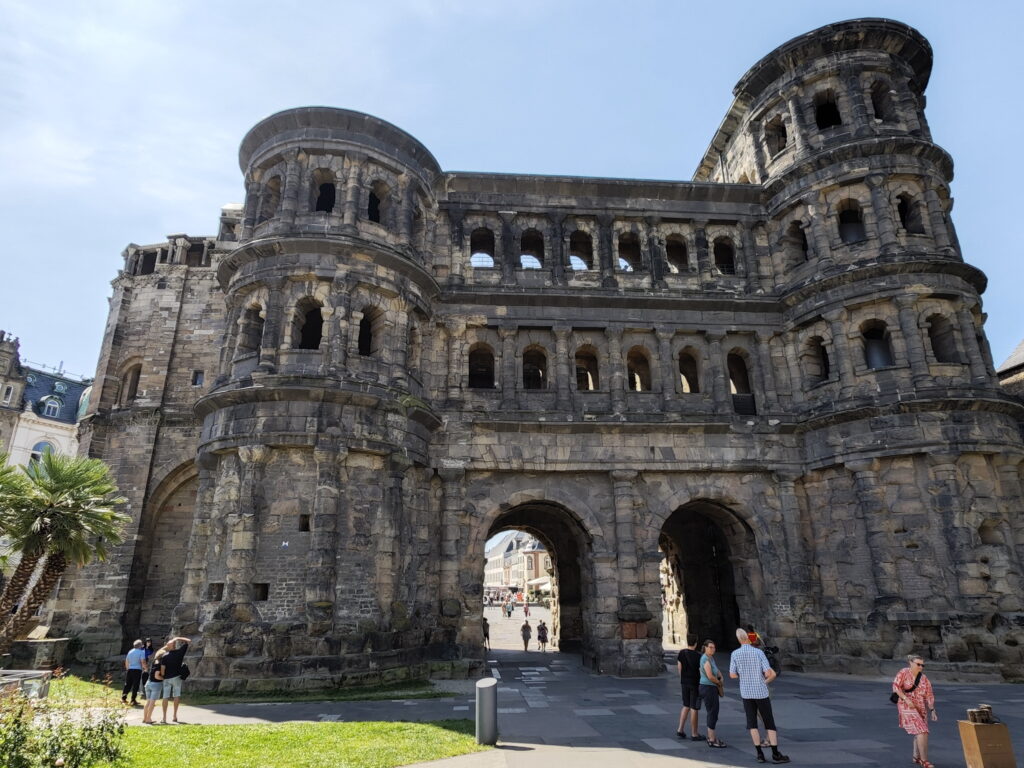 Bekannteste Reiseziele Deutschland: Die Porta Nigra in Trier